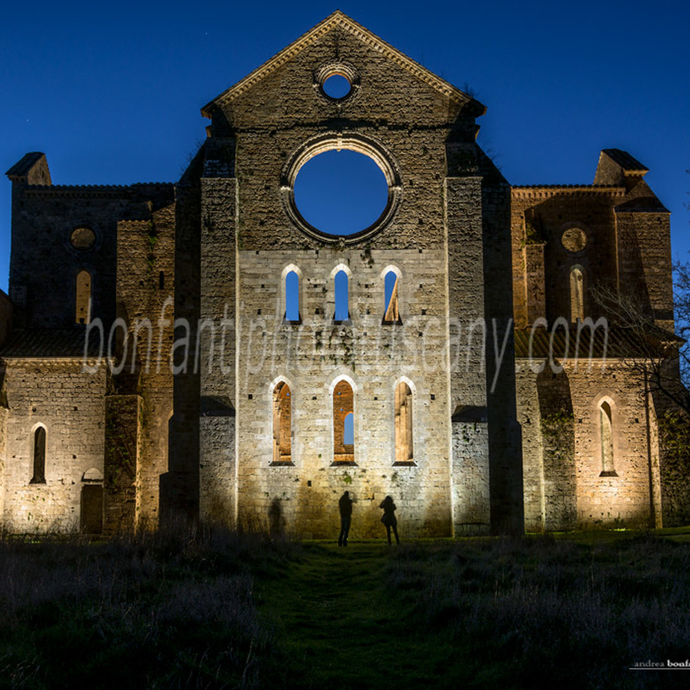 san galgano abbey the apse at night.jpg