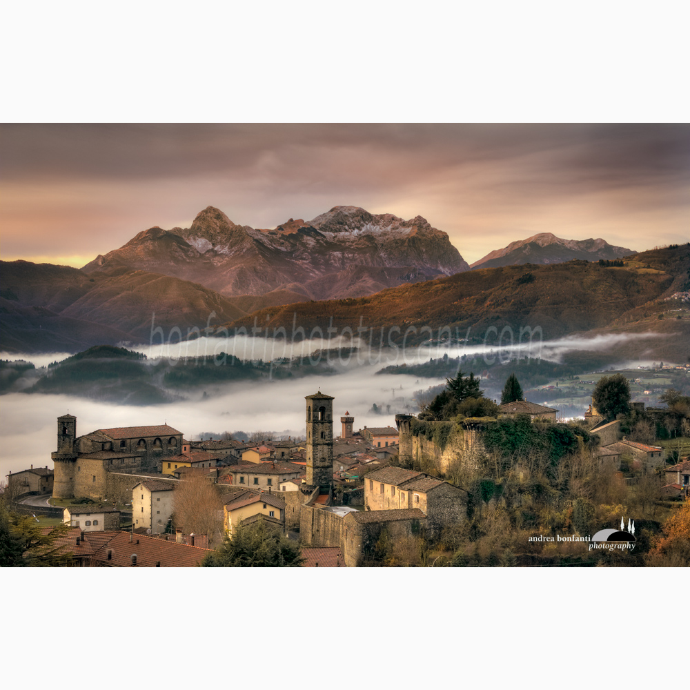 veduta pittorica di castiglione garfagnana.jpg veduta pittorica di castiglione garfagnana.jpg