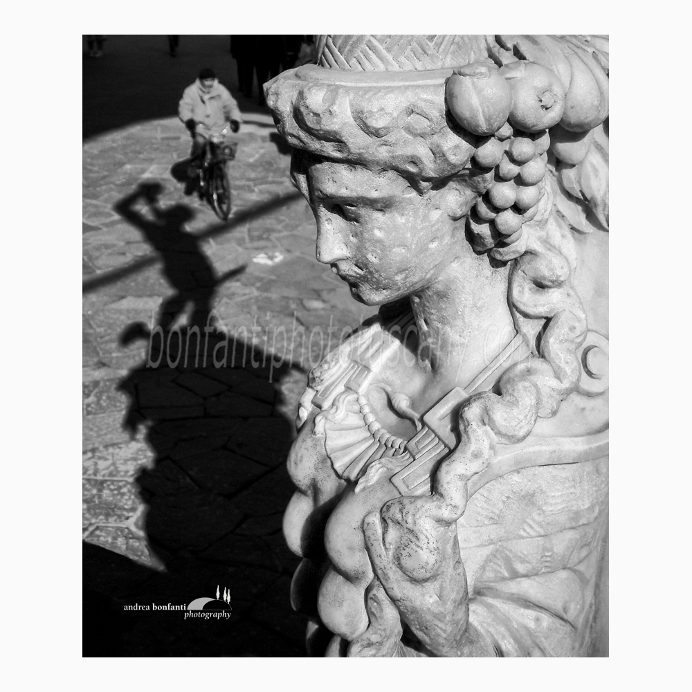 the shadow of Perseus cast on the cobblestone of piazza Signoria.jpg the shadow of Perseus cast on the cobblestone of piazza Signoria.jpg
