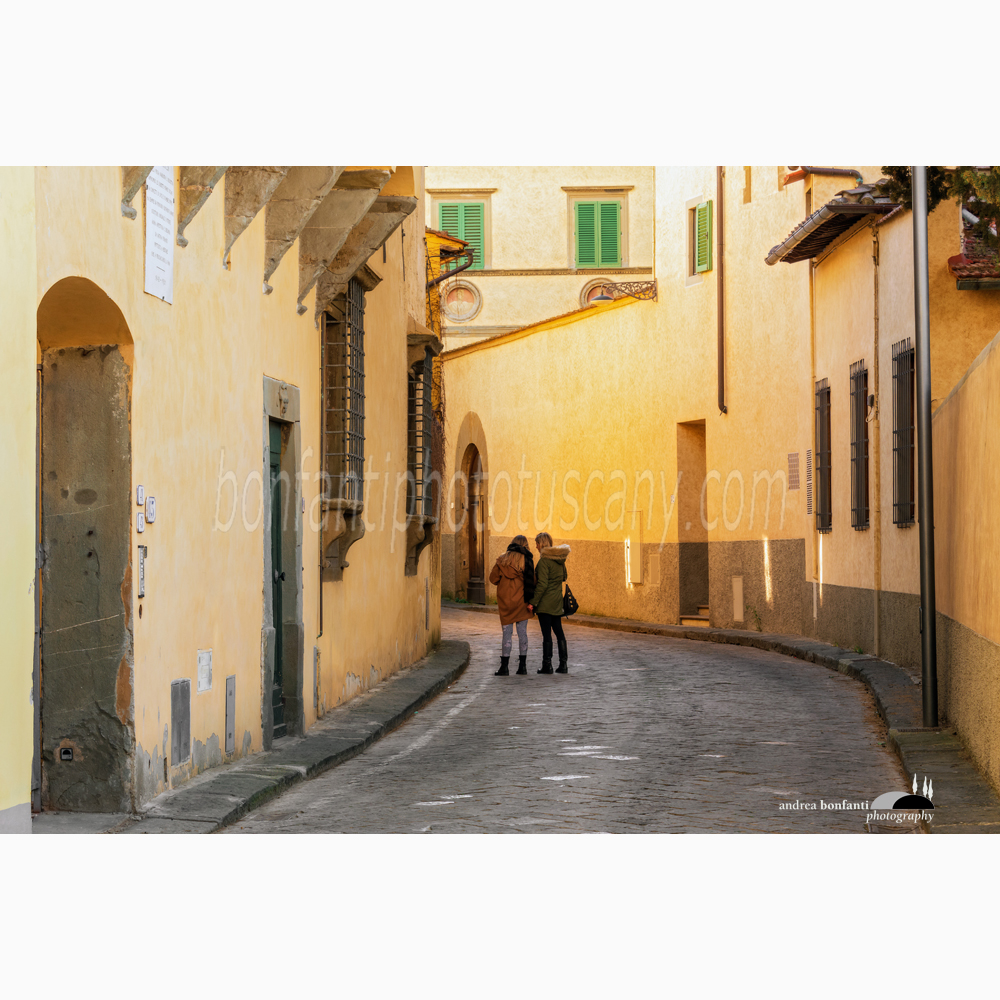 i colori caldi di via san leonardo alla curva pittoresca disegnata dalla strada all’altezza della villa il barduzzo.jpg i colori caldi di via san leonardo alla curva pittoresca disegnata dalla strada all’altezza della villa il barduzzo.jpg