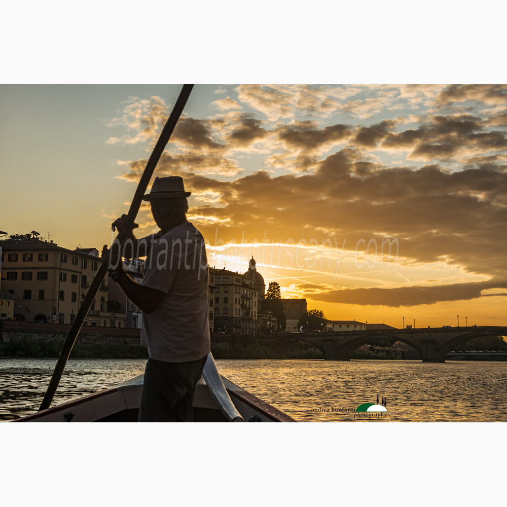 silhouette of a renaiolo with the cestello dome of florence in the background.jpg