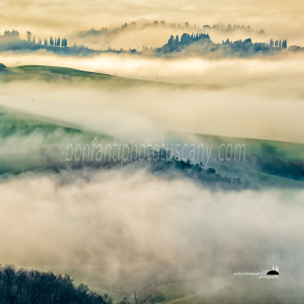dramatic sunrise in the Crete Senesi landscape (San Martino in Grania).jpg