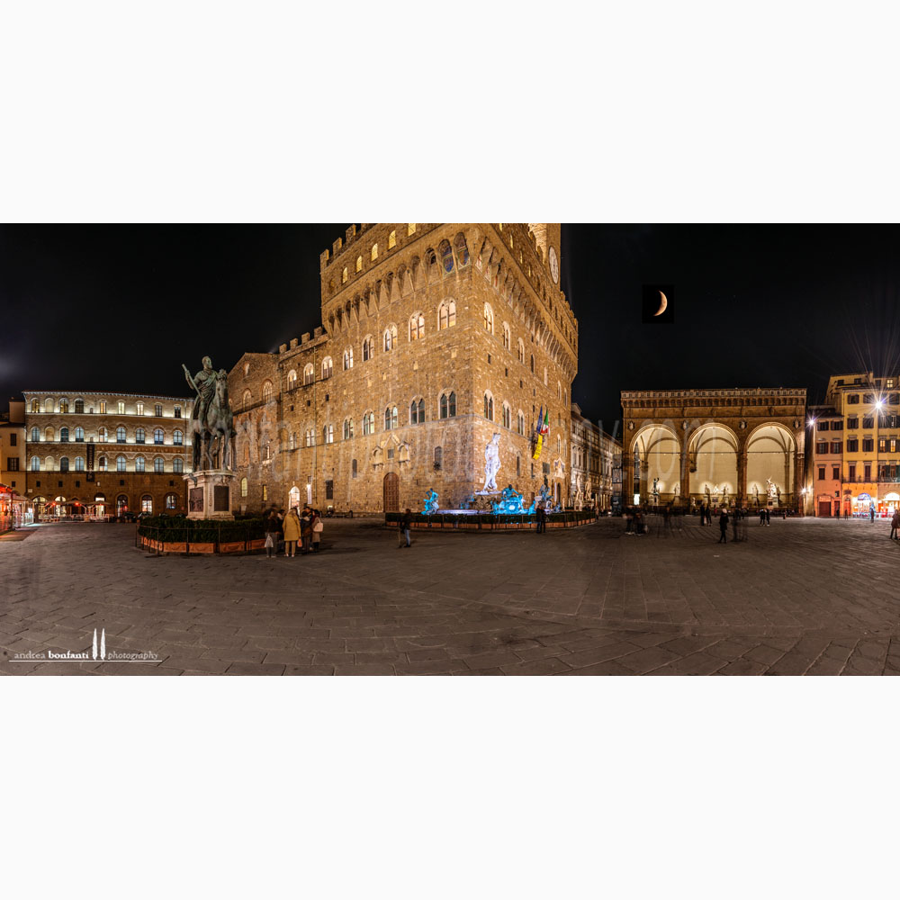 piazza Signoria panoramica notturno - Firenze
