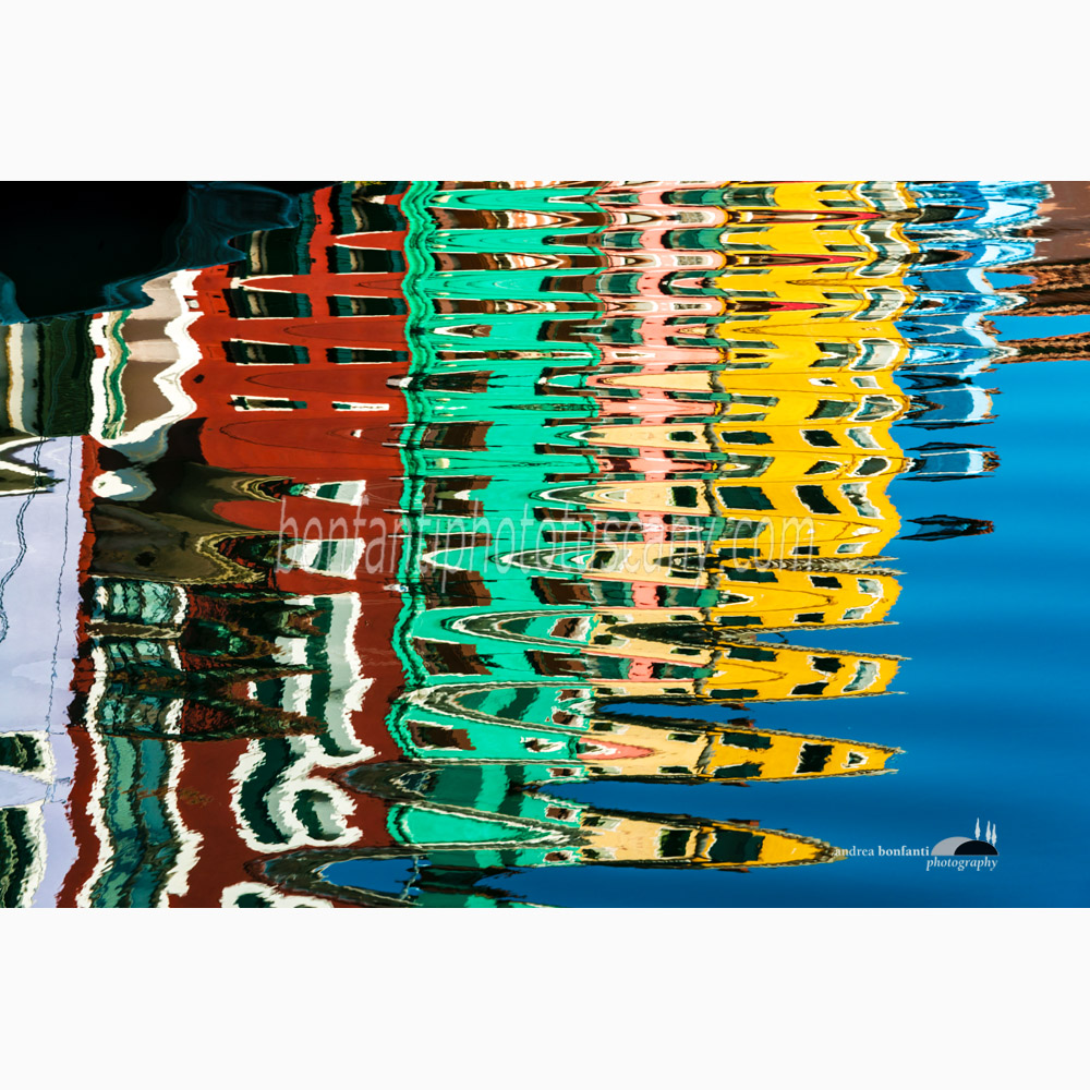 riflessi scomposti nel canale.jpg riflessi scomposti nel canale.jpg
