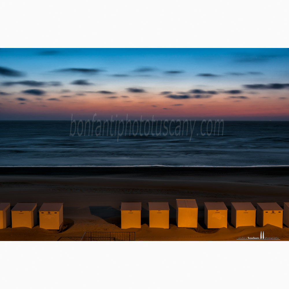 st.idesbald north sea - the beach at dusk.jpg st.idesbald north sea - the beach at dusk.jpg