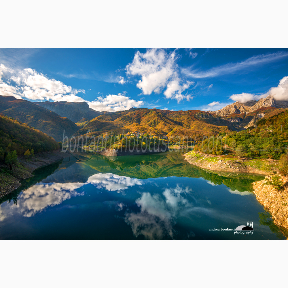 il lago di vagli.jpg il lago di vagli.jpg